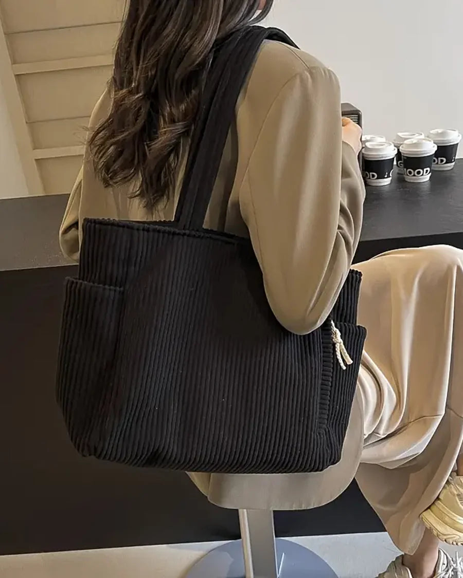 Maria - Elegantna torba za vsak dan, popolna kombinacija udobja, sloga in prostornosti